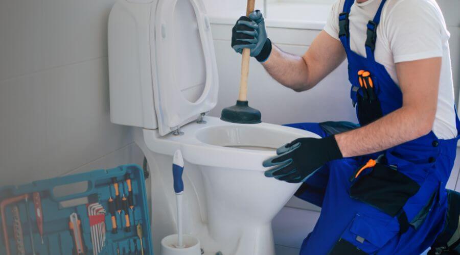 Professional bathroom faucet installation in La Quinta, CA